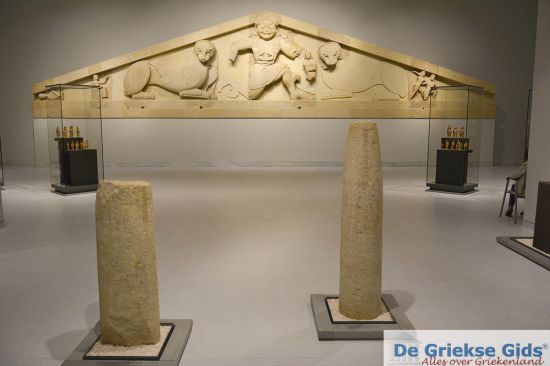 Corfu Stad - Archeologisch Museum - Tempel van Artemis Gorgonen fronton